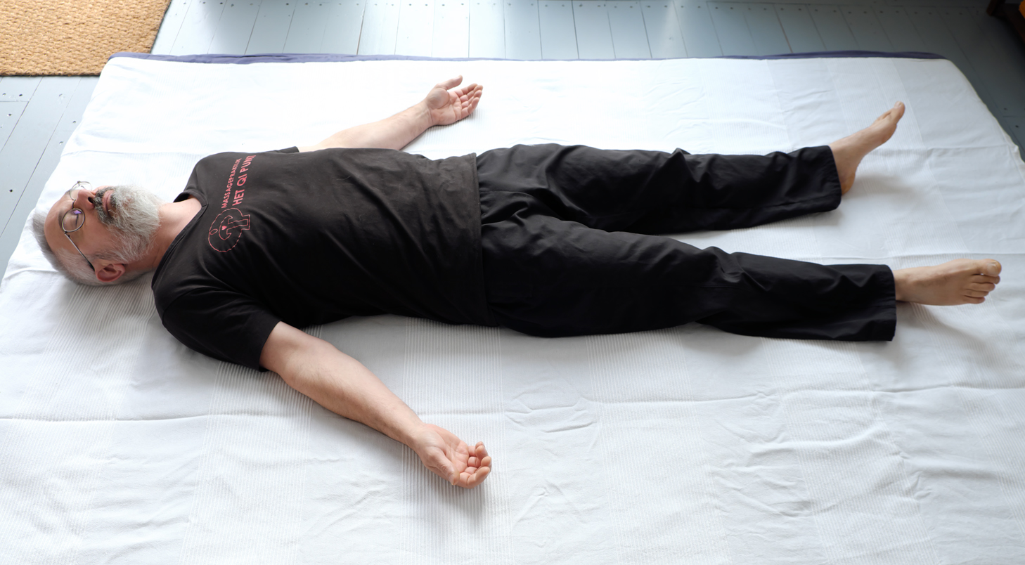 Yogahouding savasana